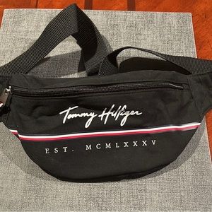 Tommy Hilfiger Canvas Belt Bag